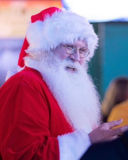 Gallery photo 49 of Santa Q