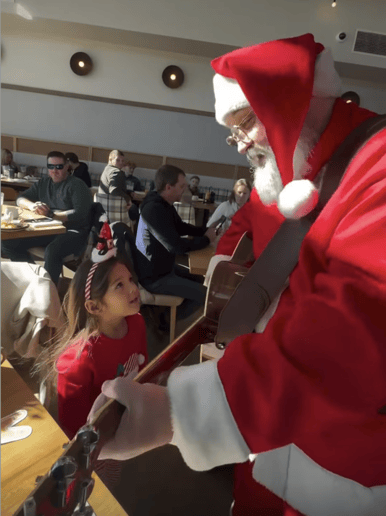 Gallery photo 5 of Santa Randolph