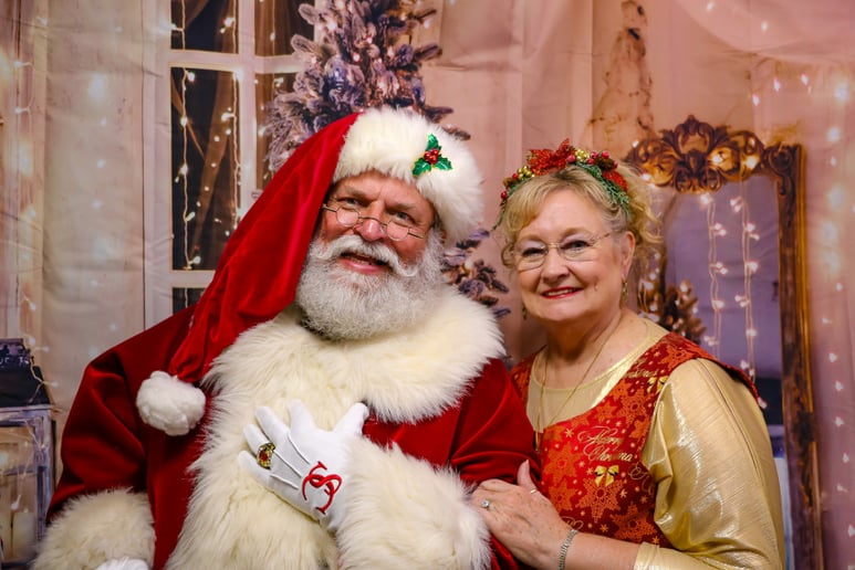 Gallery photo 2 of Santa Randy and Mrs. Lady Claus