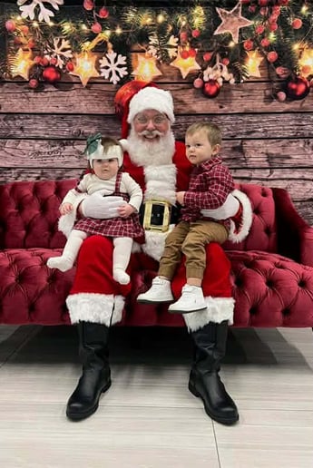 Gallery photo 4 of Santa Randy