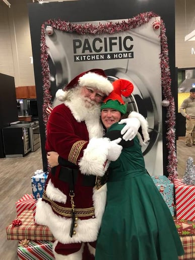 Gallery photo 11 of Santa Randy