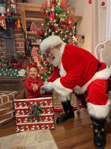 Gallery photo 3 of Santa Randy