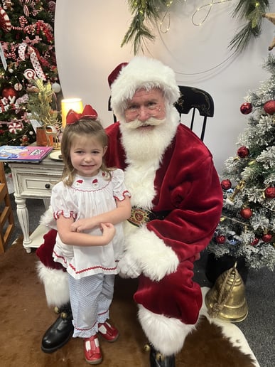 Gallery photo 4 of Santa Randy