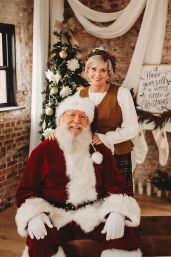 Gallery photo 3 of Santa Reed