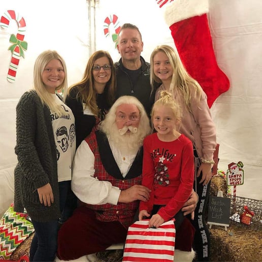 Gallery photo 8 of Santa Reggie