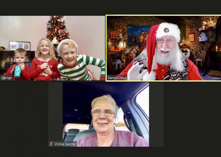 Gallery photo 2 of Santa Rich - The Ukulele Santa