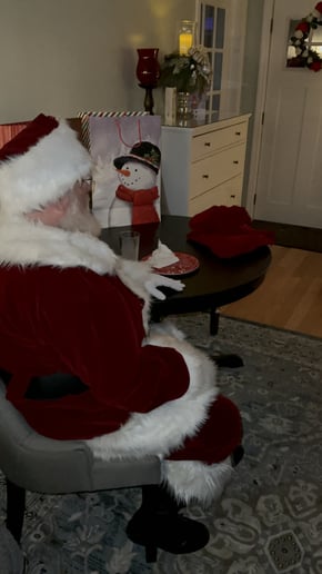 Gallery photo 9 of Santa Rich