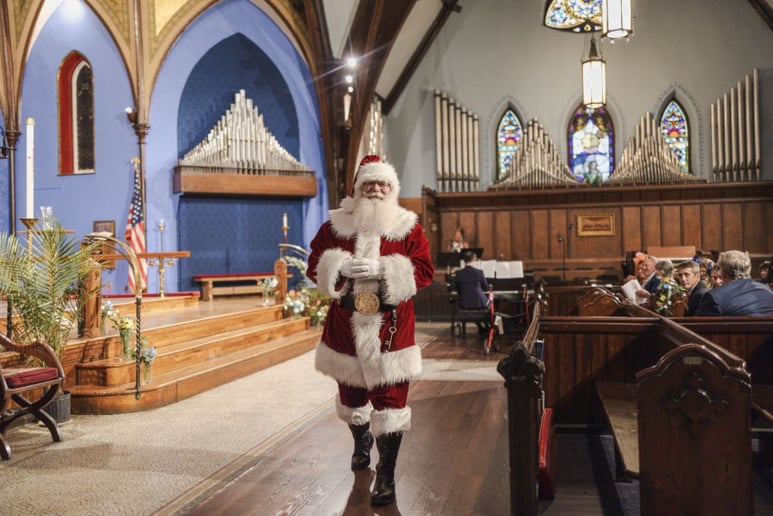 Gallery photo 3 of Santa Rich