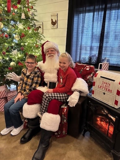Gallery photo 8 of Santa Rich