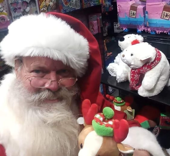 Gallery photo 1 of Santa Rich Siler