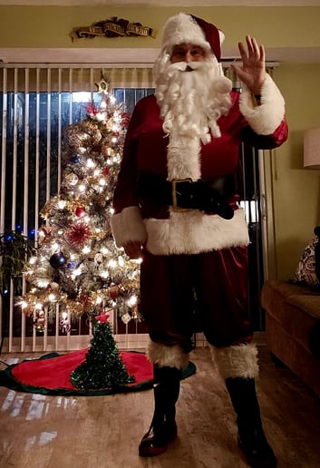 Gallery photo 5 of Santa Rick