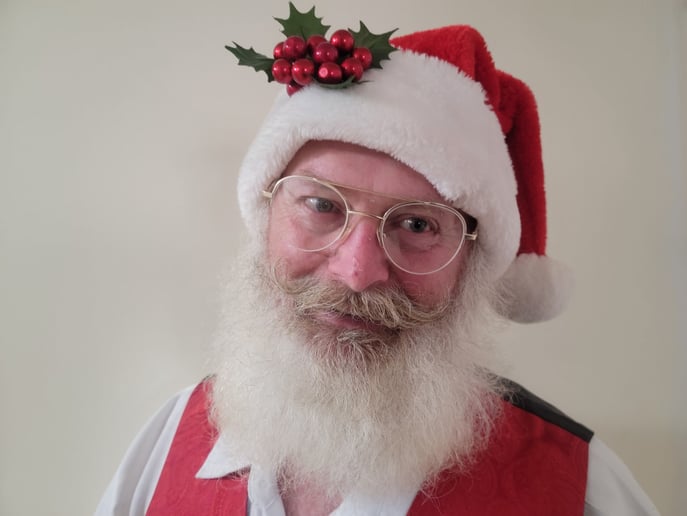 Gallery photo 9 of Santa Rick and Lisa