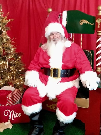 Gallery photo 5 of Santa Rick