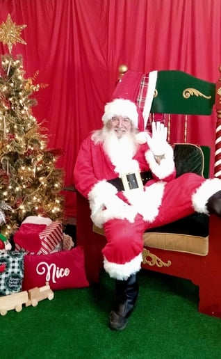 Gallery photo 6 of Santa Rick