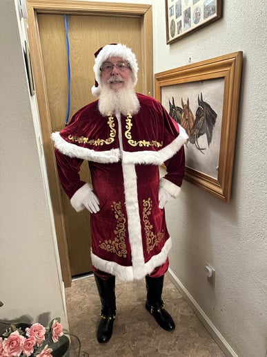 Gallery photo 8 of Santa Rick