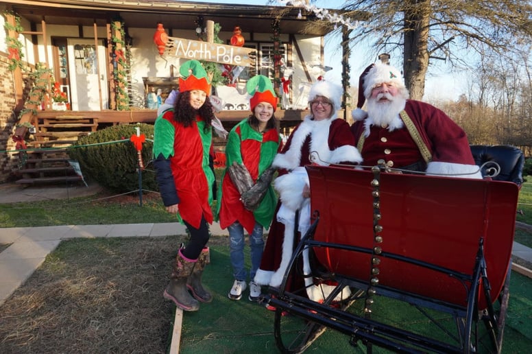 Gallery photo 7 of Santa Rick Nelson