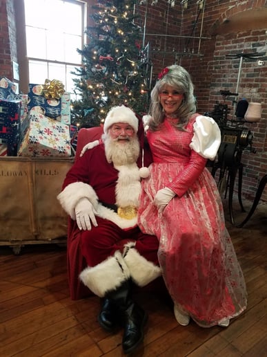 Gallery photo 10 of Santa Rick