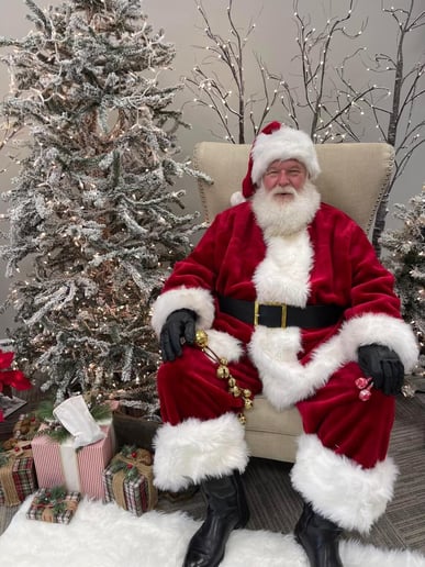 Gallery photo 4 of Santa Riesmeyer