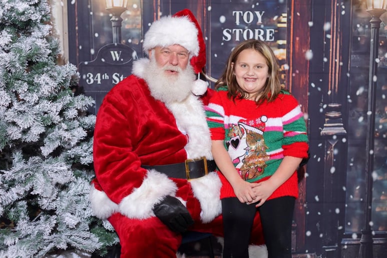 Gallery photo 7 of Santa Riesmeyer