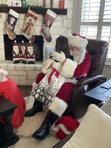 Gallery photo 10 of Santa William