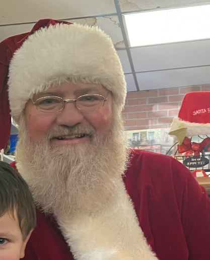 Gallery photo 1 of Santa Rob