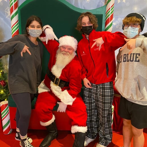 Gallery photo 5 of Santa Rob