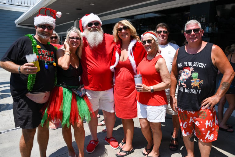 Gallery photo 7 of Santa Rob