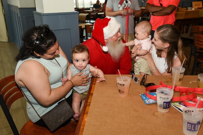 Gallery photo 8 of Santa Rob