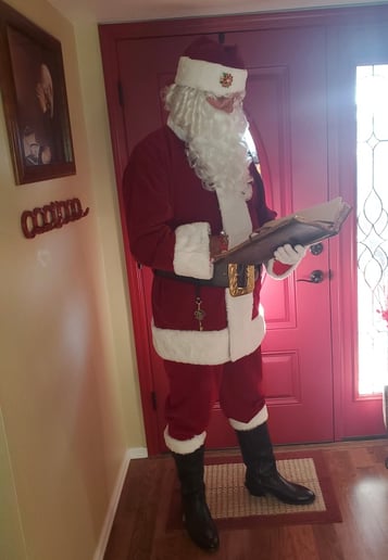Gallery photo 1 of Santa Robert