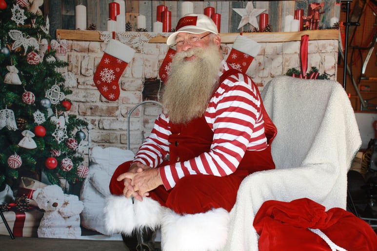 Gallery photo 6 of Jolly Santa Mike & Mrs. Misty Claus
