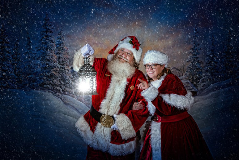 Gallery photo 1 of Santa Roger