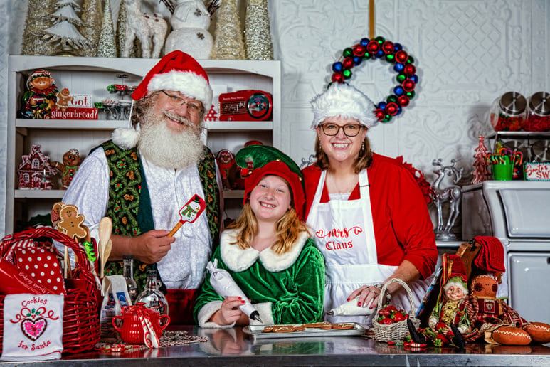 Gallery photo 6 of Santa Roger