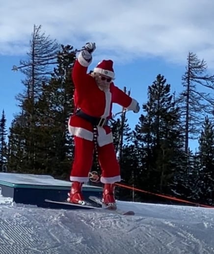 Gallery photo 7 of Santa Roger