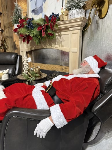Gallery photo 6 of Santa Roger Visits