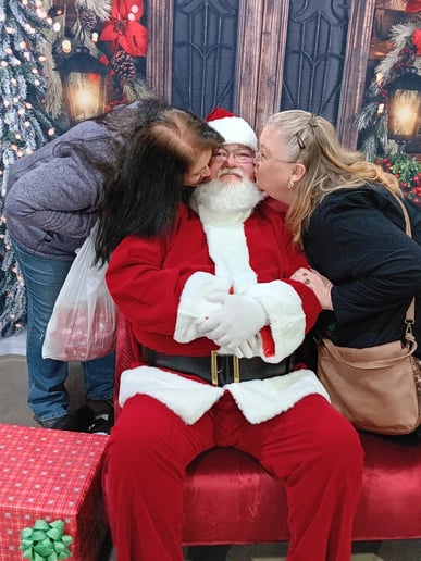 Gallery photo 2 of Santa Ron