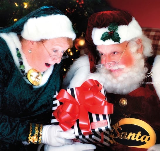 Gallery photo 19 of Santa Ron & Mrs. Claus