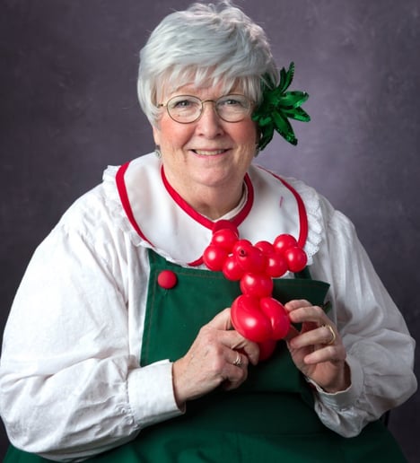 Gallery photo 3 of Santa Ron & Mrs. Claus