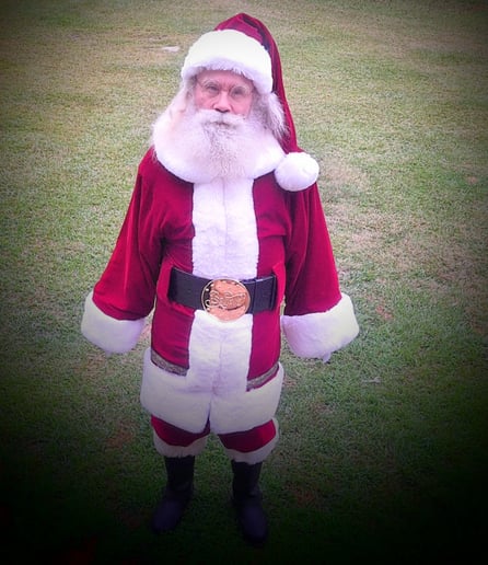 Gallery photo 11 of Santa Russell