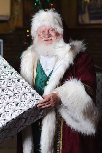 Gallery photo 2 of Santa Rusty