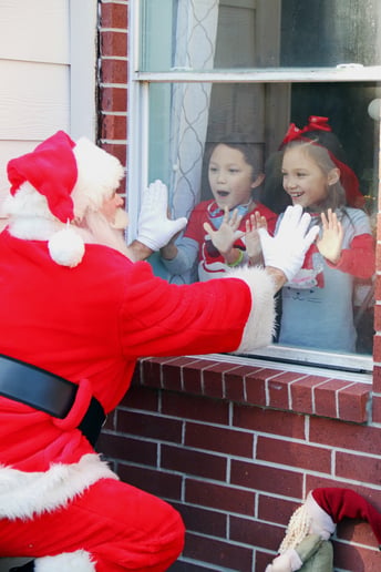 Gallery photo 10 of Santa Ryan