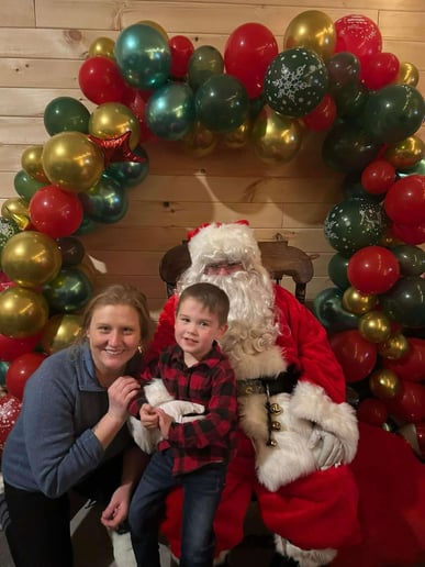 Gallery photo 11 of Santa Ryan NNY