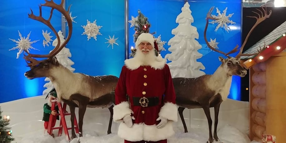 Gallery photo 4 of Fishing Santa