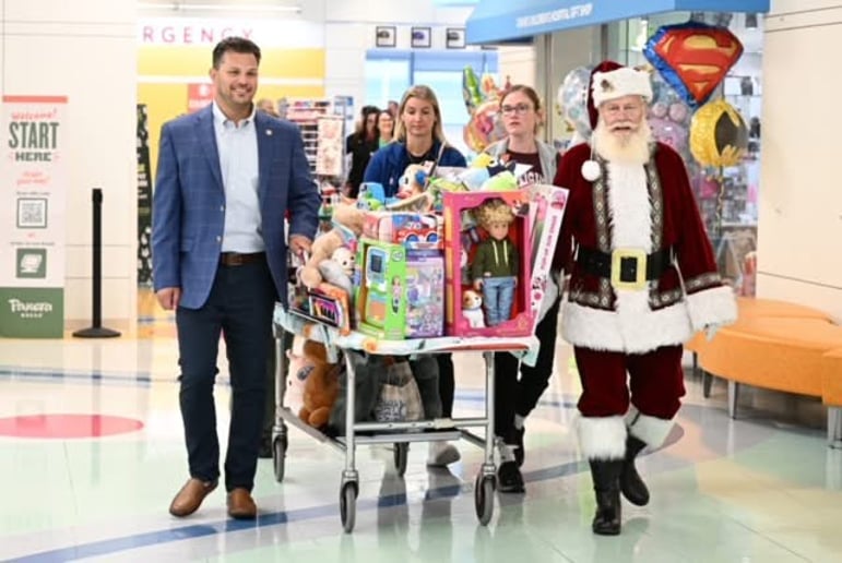 Gallery photo 1 of Santa Scot