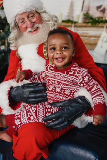 Gallery photo 4 of Santa Scott