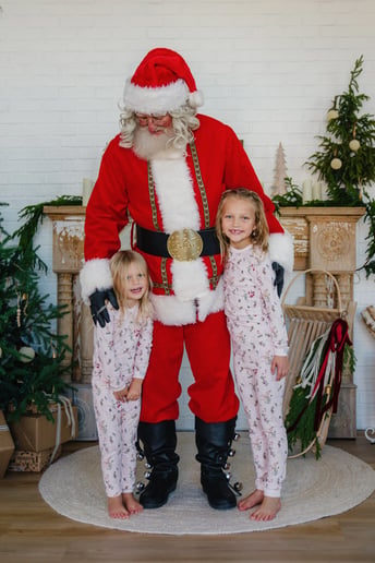 Gallery photo 5 of Santa Scott