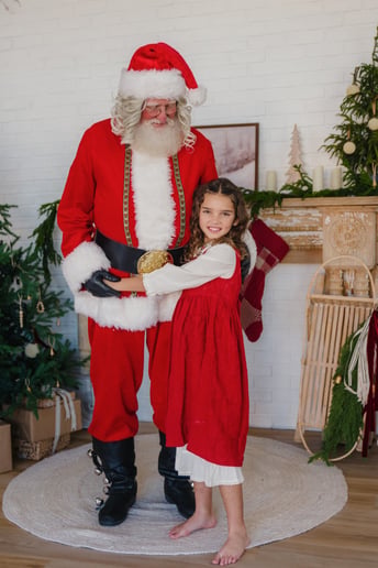 Gallery photo 14 of Santa Scott