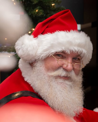 Gallery photo 10 of Santa Scott