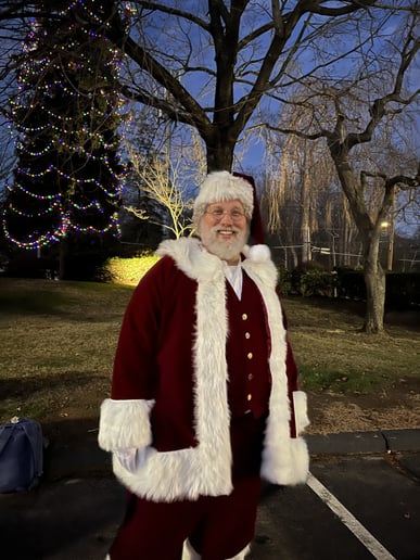 Gallery photo 4 of Santa Scott CT