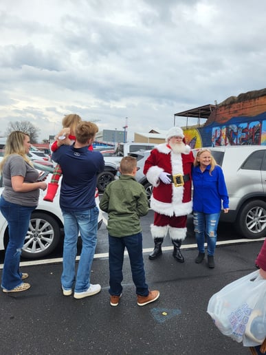 Gallery photo 5 of Santa Scott Indy