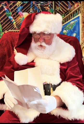 Gallery photo 1 of Santa Scott Martin